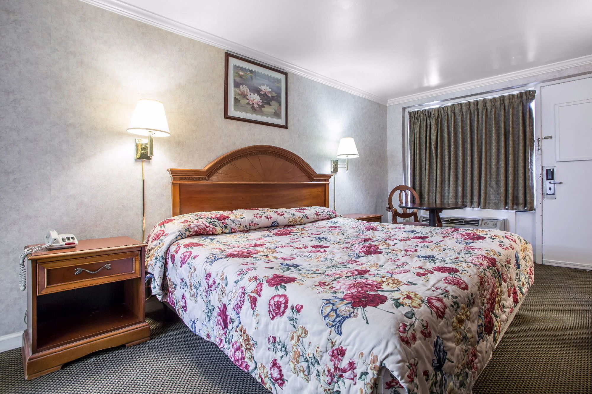 Downbeach Inn Atlantic City Room photo